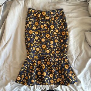 Mermaid style floral midi skirt